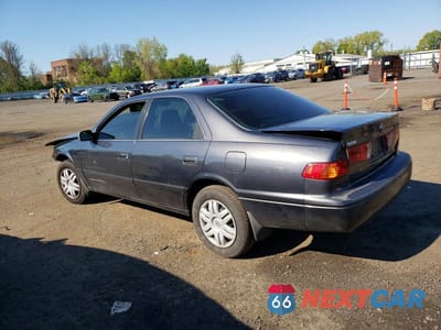 Drugie zdjęcie samochodu z przodu: 2001 TOYOTA CAMRY LE VIN:4T1BG22K61U868444 - miniatura