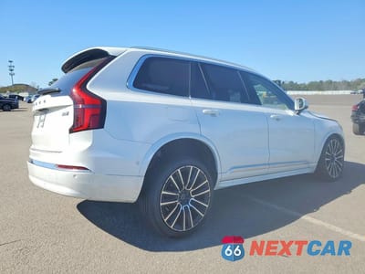 Trzecie zdjęcie samochodu z tyłu: 2025 VOLVO XC90 PLUS VIN:YV4062JB4S1390993 - miniatura