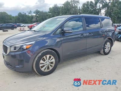 2015 KIA SEDONA LX KNDMB5C15F6020702 - główne zdjęcie licytacji z USA - miniatura