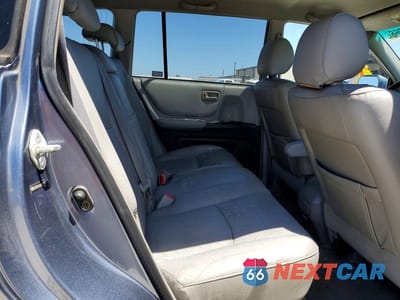 Zdjęcie 10 z 12 samochodu: 2004 TOYOTA HIGHLANDER BASE VIN:JTEGP21A640021949 - miniatura