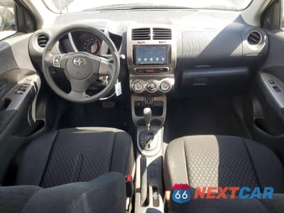 Zdjęcie 8 z 13 samochodu: 2012 TOYOTA SCION VIN:JTKKU4B44C1018190 - miniatura