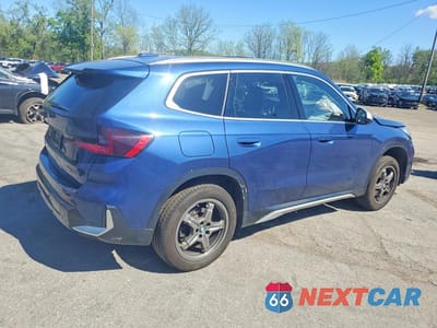 Trzecie zdjęcie samochodu z tyłu: 2023 BMW X1 XDRIVE28I VIN:WBX73EF04P5W38858 - miniatura