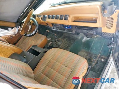 Zdjęcie 8 z 12 samochodu: 1995 JEEP WRANGLER / YJ S VIN:1J4FY19P3SP313282 - miniatura