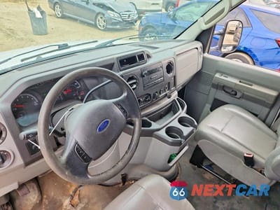 Zdjęcie 8 z 13 samochodu: 2013 FORD ECONOLINE E250 VAN VIN:1FTNE2EW2DDB08036 - miniatura
