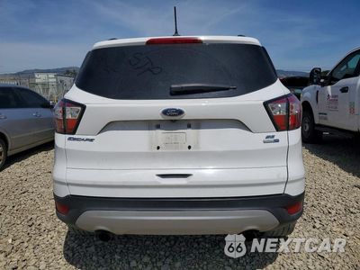 Zdjęcie 11 z 26 samochodu: 2018 FORD ESCAPE SE VIN:1FMCU9GD2JUA99635 - miniatura