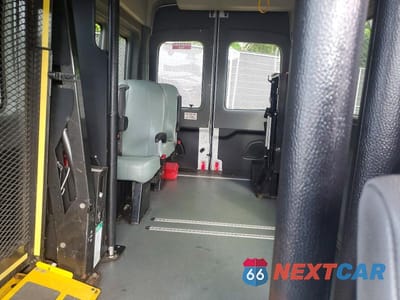 Zdjęcie 10 z 13 samochodu: 2017 FORD TRANSIT T-350 HANDICAP ACCESSIBLE VAN VIN:1FTBW2XM3HKB38837 - miniatura
