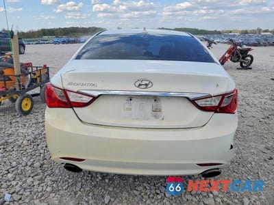 Zdjęcie 6 z 12 samochodu: 2011 HYUNDAI SONATA SE VIN:5NPEC4ACXBH054702 - miniatura