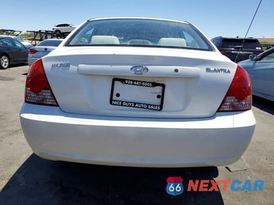 Zdjęcie 6 z 12 samochodu: 2004 HYUNDAI ELANTRA GLS VIN:KMHDN46D24U907380 - miniatura