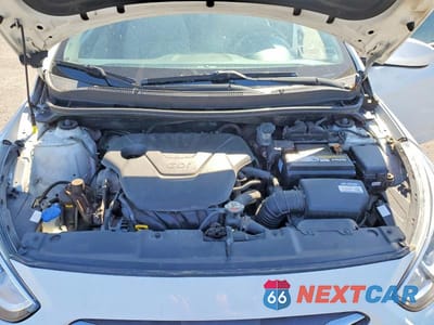Zdjęcie 11 z 12 samochodu: 2017 HYUNDAI ACCENT SE VIN:KMHCT5AE4HU336407 - miniatura