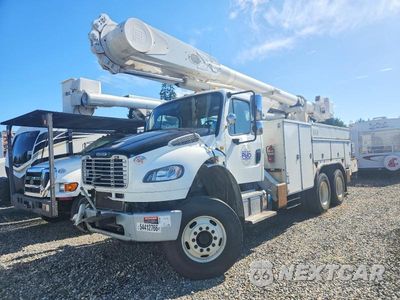 Drugie zdjęcie samochodu z przodu: 2016 FREIGHTLINER BUSINESS CLASS M2 BUCKET TRUCK VIN:1FVHCYCY2GHHL5690 - miniatura