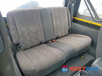 Zdjęcie 10 z 12 samochodu: 2004 JEEP WRANGLER X VIN:1J4FA39S94P708574 - miniatura