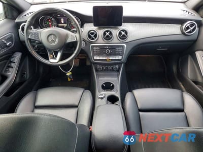 Zdjęcie 8 z 12 samochodu: 2020 MERCEDES-BENZ GLA 250 4MATIC VIN:W1NTG4GB6LU029550 - miniatura