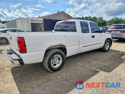 Trzecie zdjęcie samochodu z tyłu: 2003 GMC NEW SIERRA C1500 VIN:2GTEC19V331374886 - miniatura