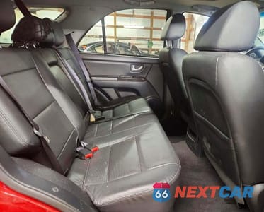 Zdjęcie 11 z 14 samochodu: 2009 KIA SORENTO EX VIN:KNDJC736X95895436 - miniatura