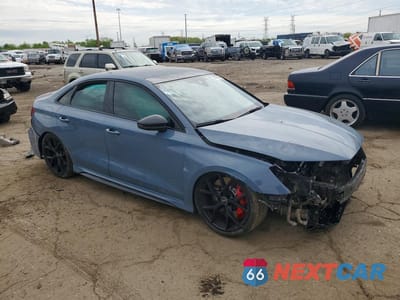 Czwarte zdjęcie samochodu z boku: 2023 AUDI RS3 VIN:WUAG4DGY7PA910015 - miniatura