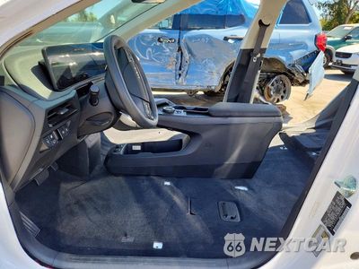 Zdjęcie 7 z 12 samochodu: 2025 KIA EV6 WIND VIN:5XYC34JA8SG011022 - miniatura