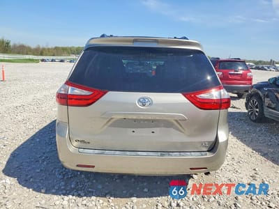 Zdjęcie 6 z 13 samochodu: 2016 TOYOTA SIENNA LE VIN:5TDJK3DC1GS134883 - miniatura