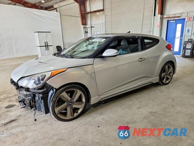 2013 HYUNDAI VELOSTER TURBO KMHTC6AE2DU180576 - główne zdjęcie licytacji z USA - miniatura