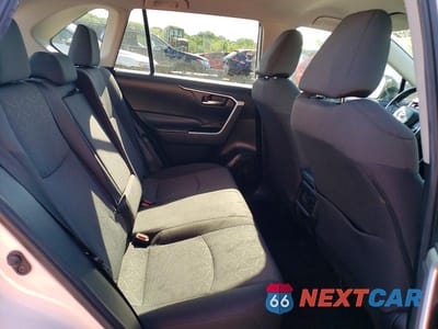 Zdjęcie 10 z 13 samochodu: 2020 TOYOTA RAV4 XLE VIN:2T3P1RFV2LC118555 - miniatura