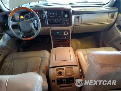 Zdjęcie 8 z 13 samochodu: 2002 CADILLAC ESCALADE VIN:1GYEK63N72R117349 - miniatura