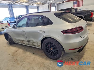 Drugie zdjęcie samochodu z przodu: 2017 PORSCHE MACAN GTS VIN:WP1AG2A57HLB53845 - miniatura