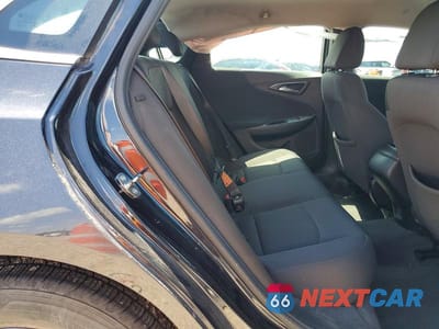 Zdjęcie 10 z 12 samochodu: 2022 CHEVROLET MALIBU LS VIN:1G1ZC5ST5NF178566 - miniatura