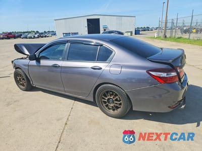 Drugie zdjęcie samochodu z przodu: 2017 HONDA ACCORD LX VIN:1HGCR2F39HA218848 - miniatura