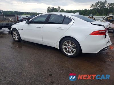 Drugie zdjęcie samochodu z przodu: 2017 JAGUAR XE PREMIUM VIN:SAJAD4BG7HA964516 - miniatura