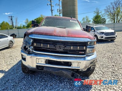 Piąte zdjęcie samochodu w środku: 2017 CHEVROLET SILVERADO K2500 HEAVY DUTY LT VIN:1GC1KVEG4HF108826 - miniatura
