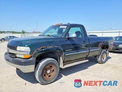 2002 CHEVROLET SILVERADO K2500 HEAVY DUTY 1GCHK24U32E139289 - główne zdjęcie licytacji z USA - miniatura