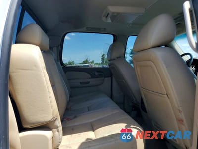 Zdjęcie 10 z 12 samochodu: 2014 CHEVROLET SILVERADO K2500 HEAVY DUTY LTZ VIN:1GC1KYE83EF182390 - miniatura