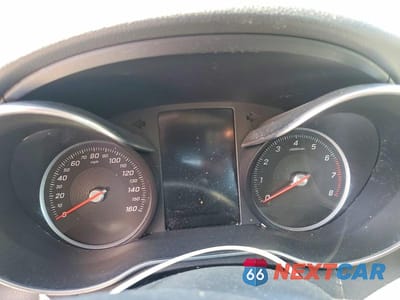 Zdjęcie 9 z 13 samochodu: 2016 MERCEDES-BENZ C 300 4MATIC VIN:55SWF4KB0GU175194 - miniatura