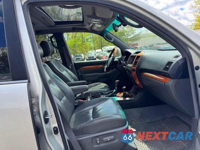 Zdjęcie 10 z 14 samochodu: 2004 LEXUS GX 470 VIN:JTJBT20XX40040713 - miniatura