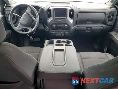Zdjęcie 8 z 12 samochodu: 2025 CHEVROLET SILVERADO K2500 CUSTOM VIN:2GC4KMEY3S1155473 - miniatura