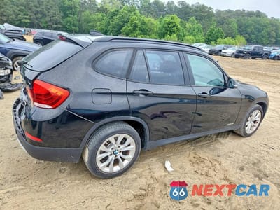 Trzecie zdjęcie samochodu z tyłu: 2014 BMW X1 XDRIVE28I VIN:WBAVL1C54EVY17506 - miniatura