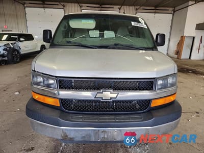 Piąte zdjęcie samochodu w środku: 2015 CHEVROLET EXPRESS G3500 LT VIN:1GAZGYFGXF1286926 - miniatura