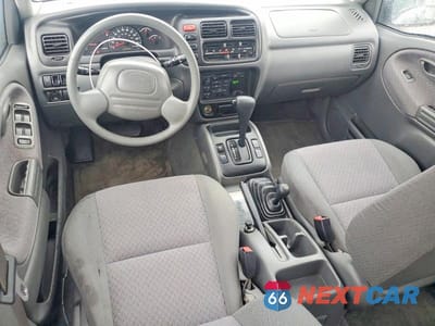 Zdjęcie 8 z 13 samochodu: 1999 CHEVROLET TRACKER VIN:2CNBJ13C8X6917086 - miniatura