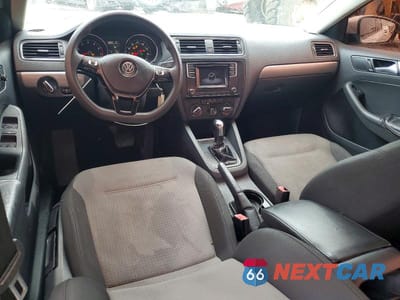 Zdjęcie 8 z 12 samochodu: 2017 VOLKSWAGEN JETTA S VIN:3VW2B7AJXHM274640 - miniatura