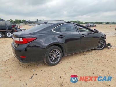 Trzecie zdjęcie samochodu z tyłu: 2018 LEXUS ES 350 VIN:58ABK1GG6JU083606 - miniatura