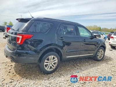 Trzecie zdjęcie samochodu z tyłu: 2018 FORD EXPLORER XLT VIN:1FM5K8D80JGB81717 - miniatura
