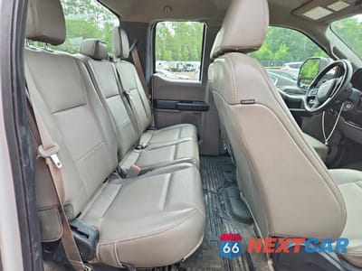 Zdjęcie 10 z 12 samochodu: 2019 FORD F350 SUPER DUTY VIN:1FT8X3B65KEF52598 - miniatura