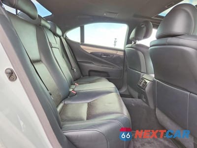 Zdjęcie 10 z 13 samochodu: 2014 LEXUS LS 460 VIN:JTHCL5EF6E5022821 - miniatura