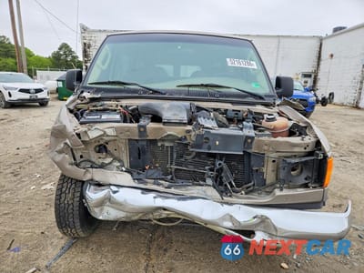 Piąte zdjęcie samochodu w środku: 2003 FORD ECONOLINE E150 WAGON VIN:1FMRE11L23HB04353 - miniatura