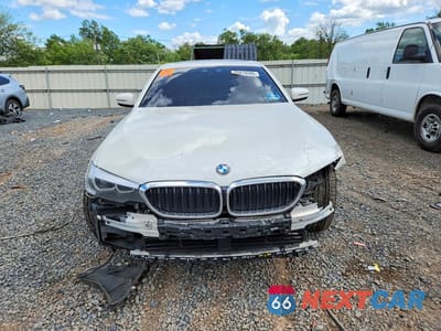 Piąte zdjęcie samochodu w środku: 2020 BMW 530 XI VIN:WBAJR7C02LWW80593 - miniatura
