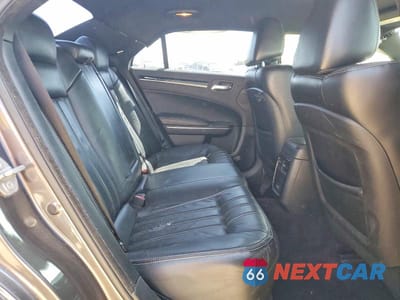 Zdjęcie 10 z 12 samochodu: 2017 CHRYSLER 300 S VIN:2C3CCABG9HH585774 - miniatura