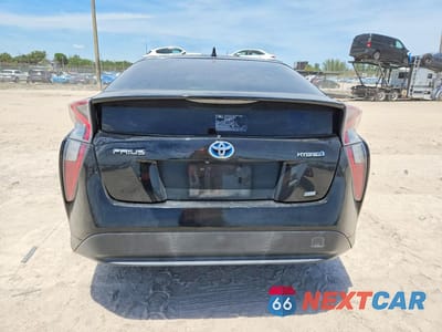 Zdjęcie 6 z 13 samochodu: 2016 TOYOTA PRIUS TWO ECO VIN:JTDKARFU3G3508492 - miniatura