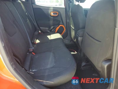 Zdjęcie 10 z 12 samochodu: 2015 JEEP RENEGADE LATITUDE VIN:ZACCJABT4FPC00793 - miniatura