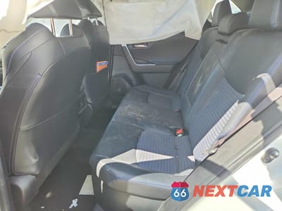 Zdjęcie 11 z 13 samochodu: 2019 TOYOTA RAV4 XSE VIN:JTMEWRFV8KJ008842 - miniatura