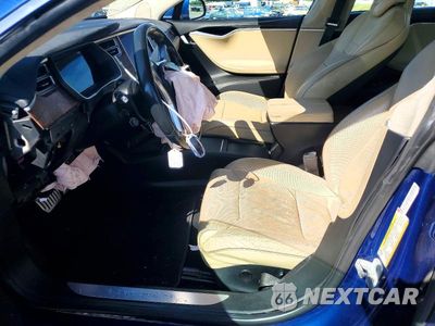 Zdjęcie 7 z 13 samochodu: 2016 TESLA MODEL S VIN:5YJSA1E40GF168188 - miniatura