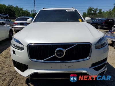 Piąte zdjęcie samochodu w środku: 2017 VOLVO XC90 T6 VIN:YV4A22PK6H1143779 - miniatura